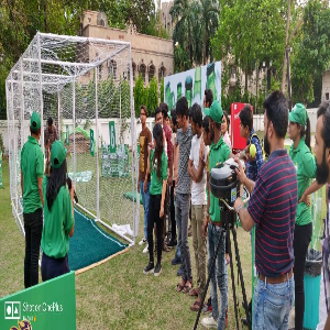 Cricket Bowling Machine For Malls & Events Cricket Bowling Machine For Malls & Events