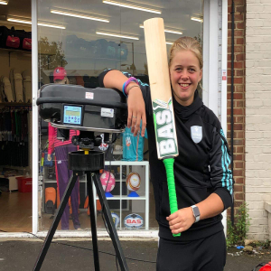 Cricket Bowling Machine In UK Cricket Bowling Machine In London