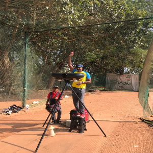 Economical Cricket Bowling Machine For Players Economical Cricket Bowling Machine For Players