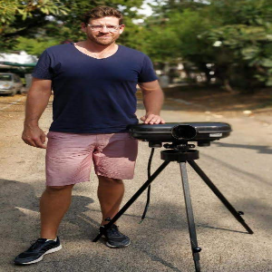 Jacob Oram with Leverage iWinner Bowling Machines Jacob Oram with Leverage iWinner Bowling Machines