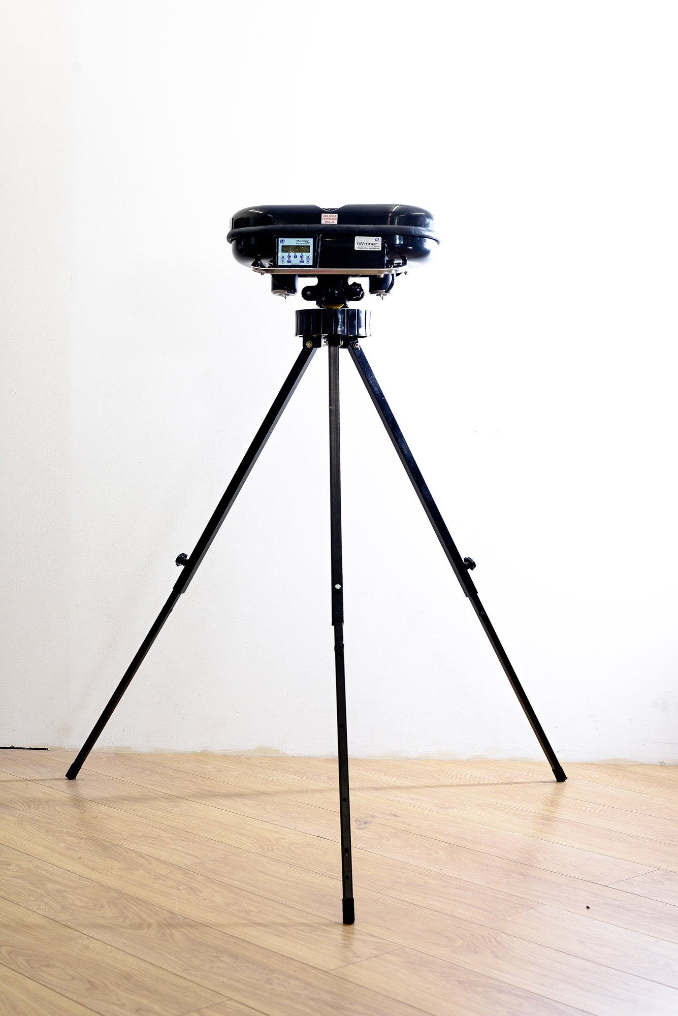 Leverage iwinner - Cricket Bowling Machines