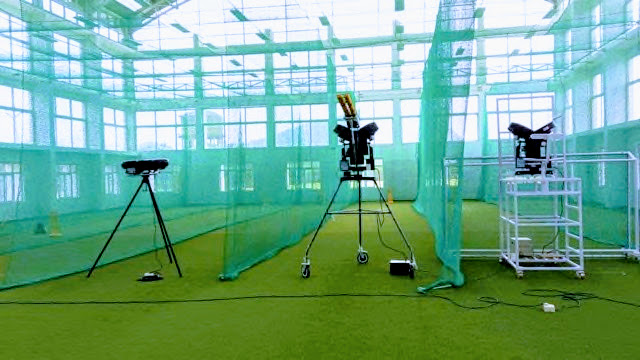 Range of Leverage Cricket Bowling Machines